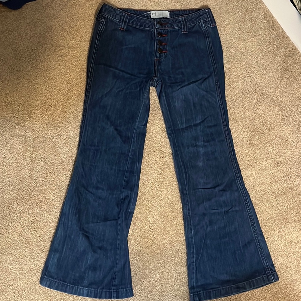 (Embroidered) Free People, Low-Waisted Flare Jeans, size 24 + Cool Back Pockets